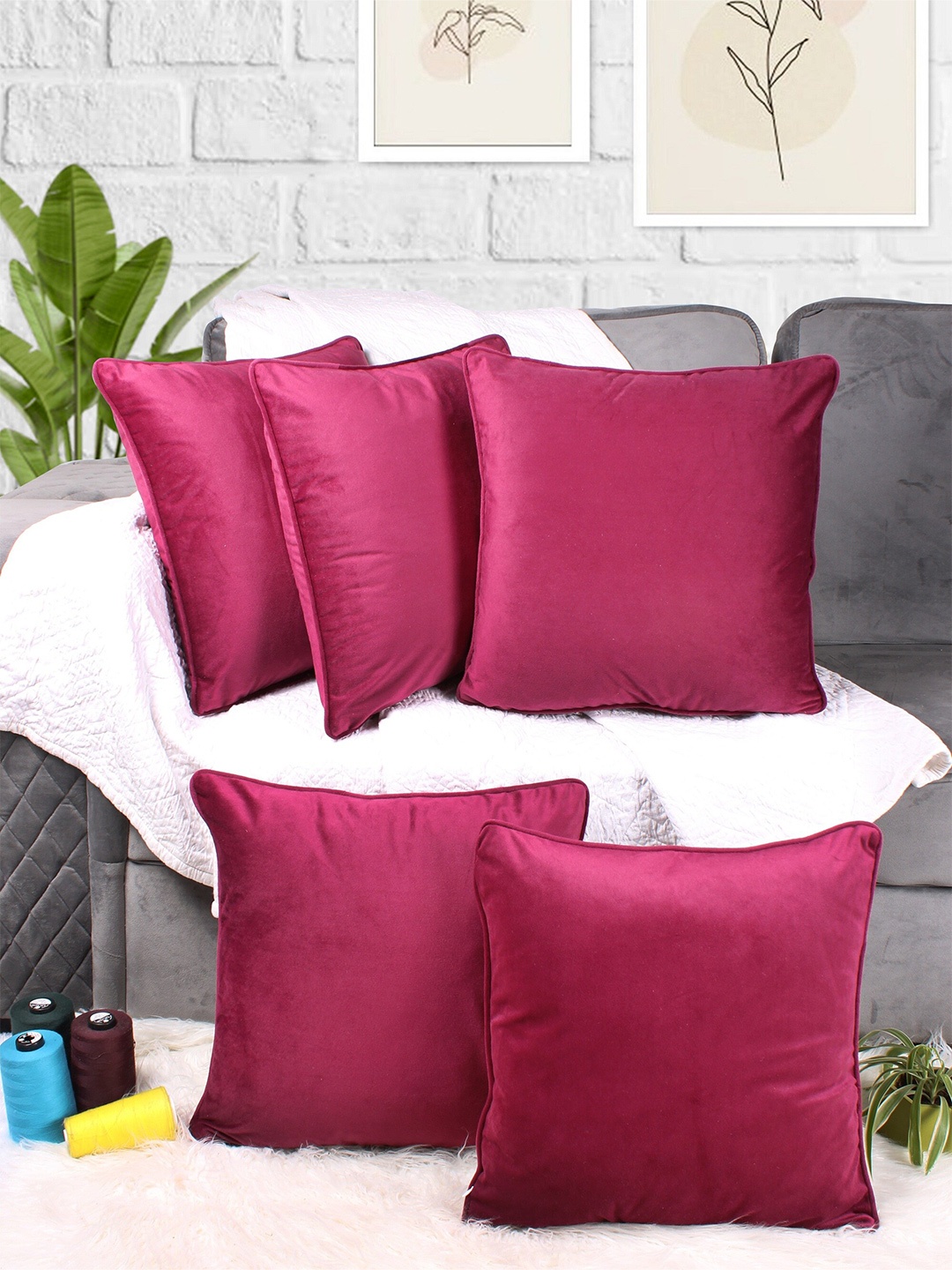 

STITCHNEST Maroon 5 Pieces Velvet Square Cushion Covers