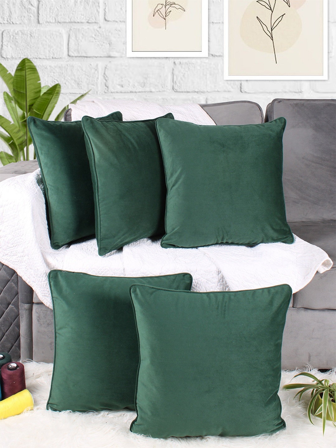 

STITCHNEST Green 5 Pieces Velvet Square Cushion Covers