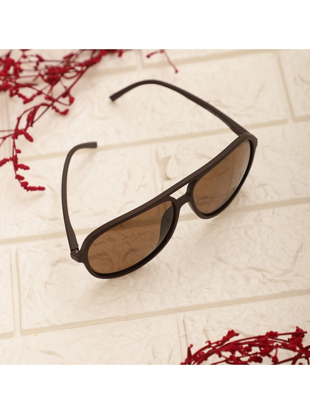 

MARC LOUIS Lens & Aviator Sunglasses with Polarised and UV Protected Lens ML P19 C7, Brown
