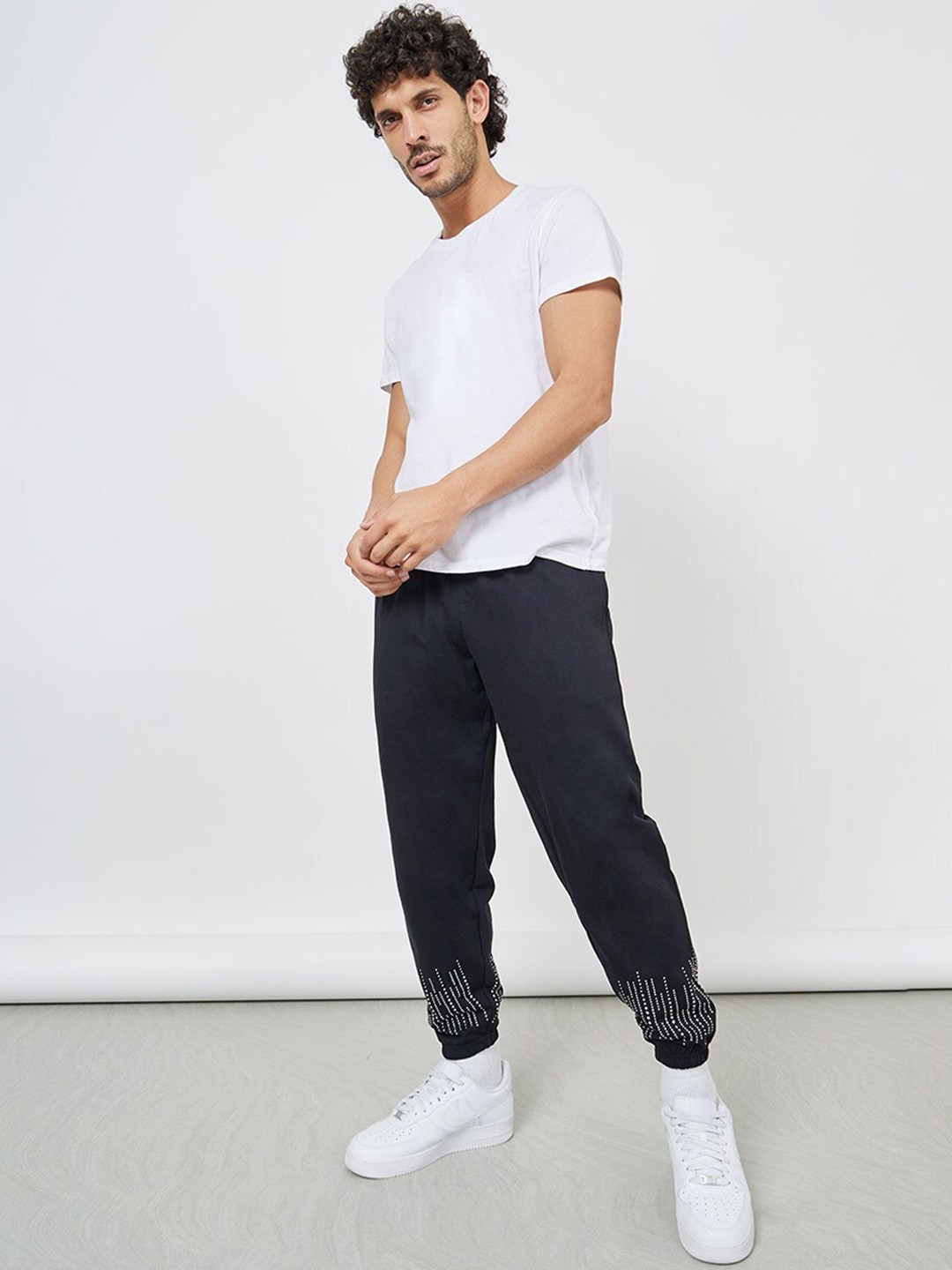 

Styli Men Embellished Hem Relaxed-Fit Cotton Joggers, Black