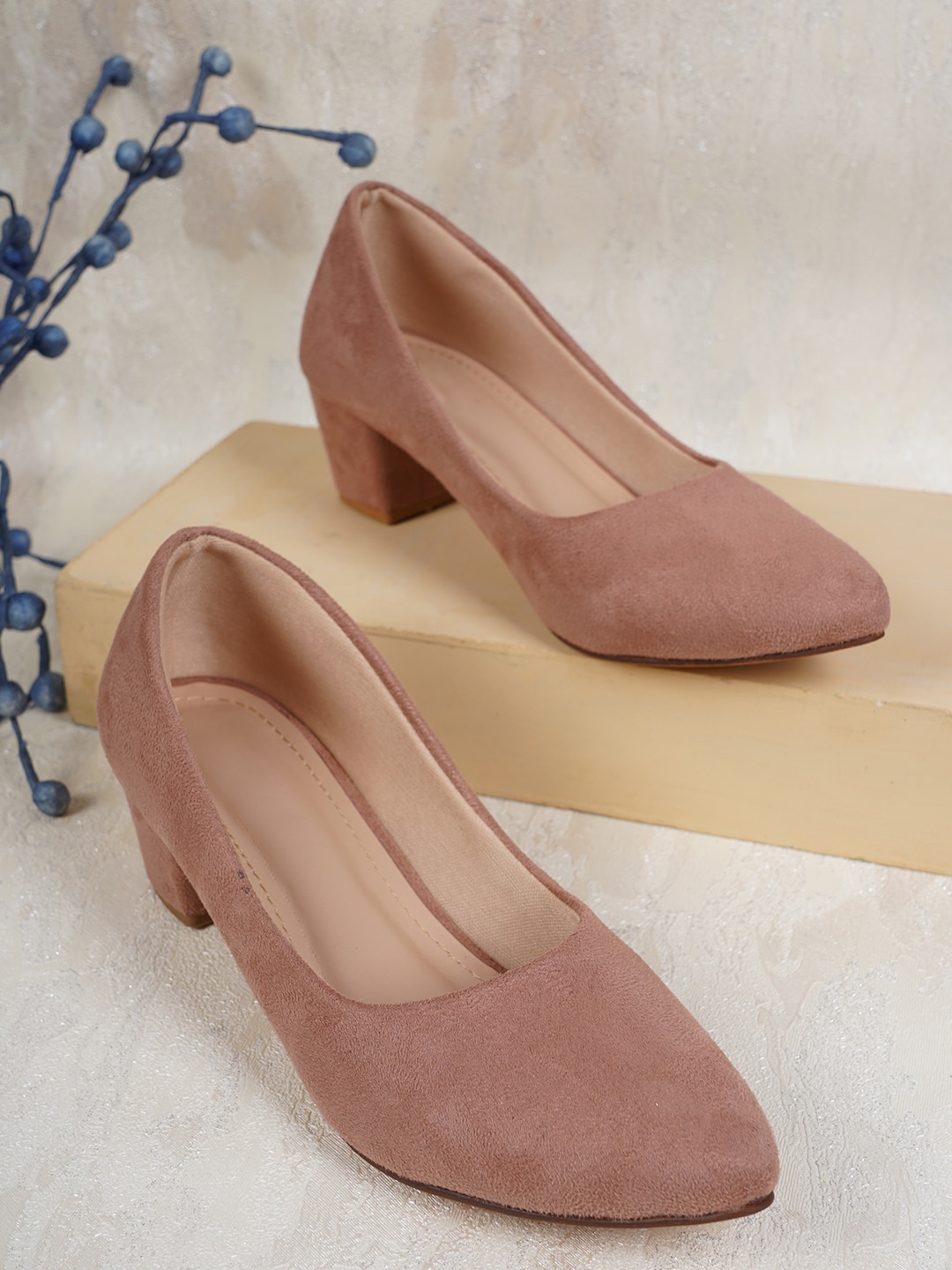 

Style Shoes Suede Pointed Toe Block Heel Pumps, Peach