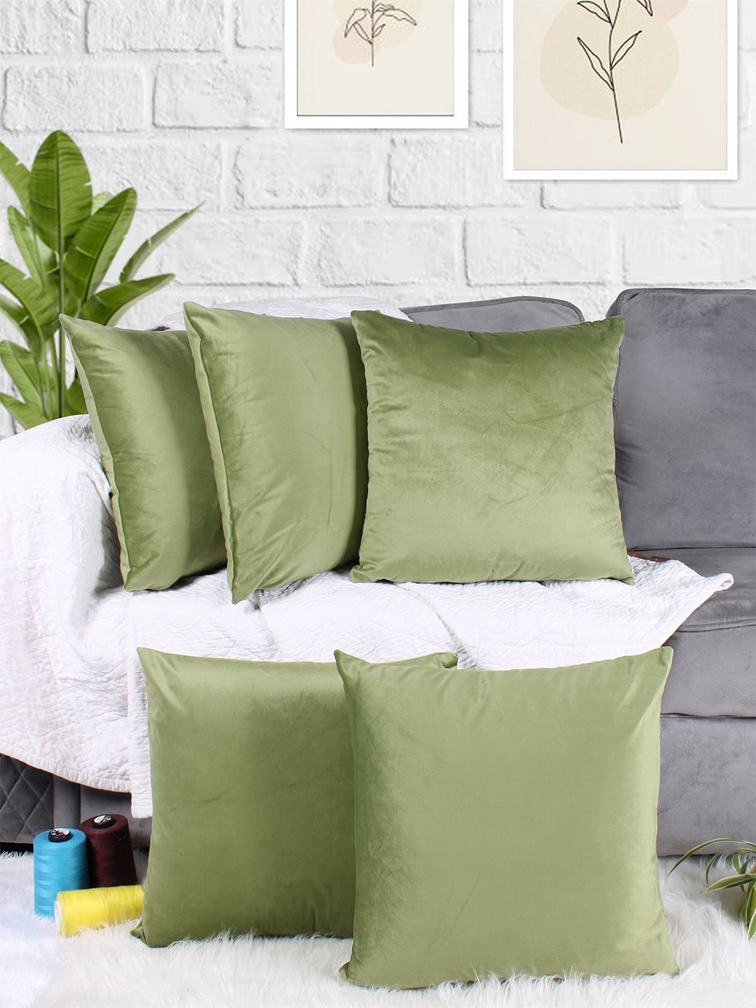 

STITCHNEST Green 5 Pieces Velvet Square Cushion Covers