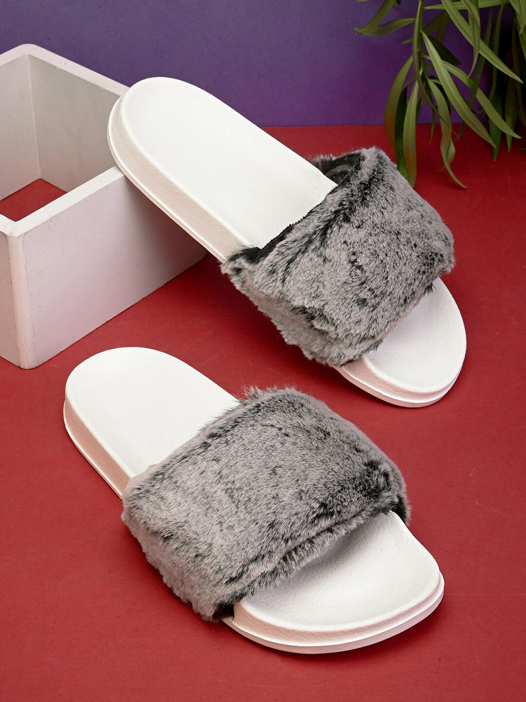 

EXTRIMOS Women Fur Comfortable Lightweight Sliders, Grey