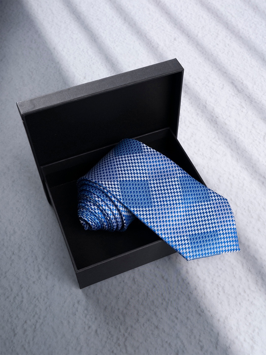 

BANGE Men Checked Pure Silk Skinny Tie, Navy blue