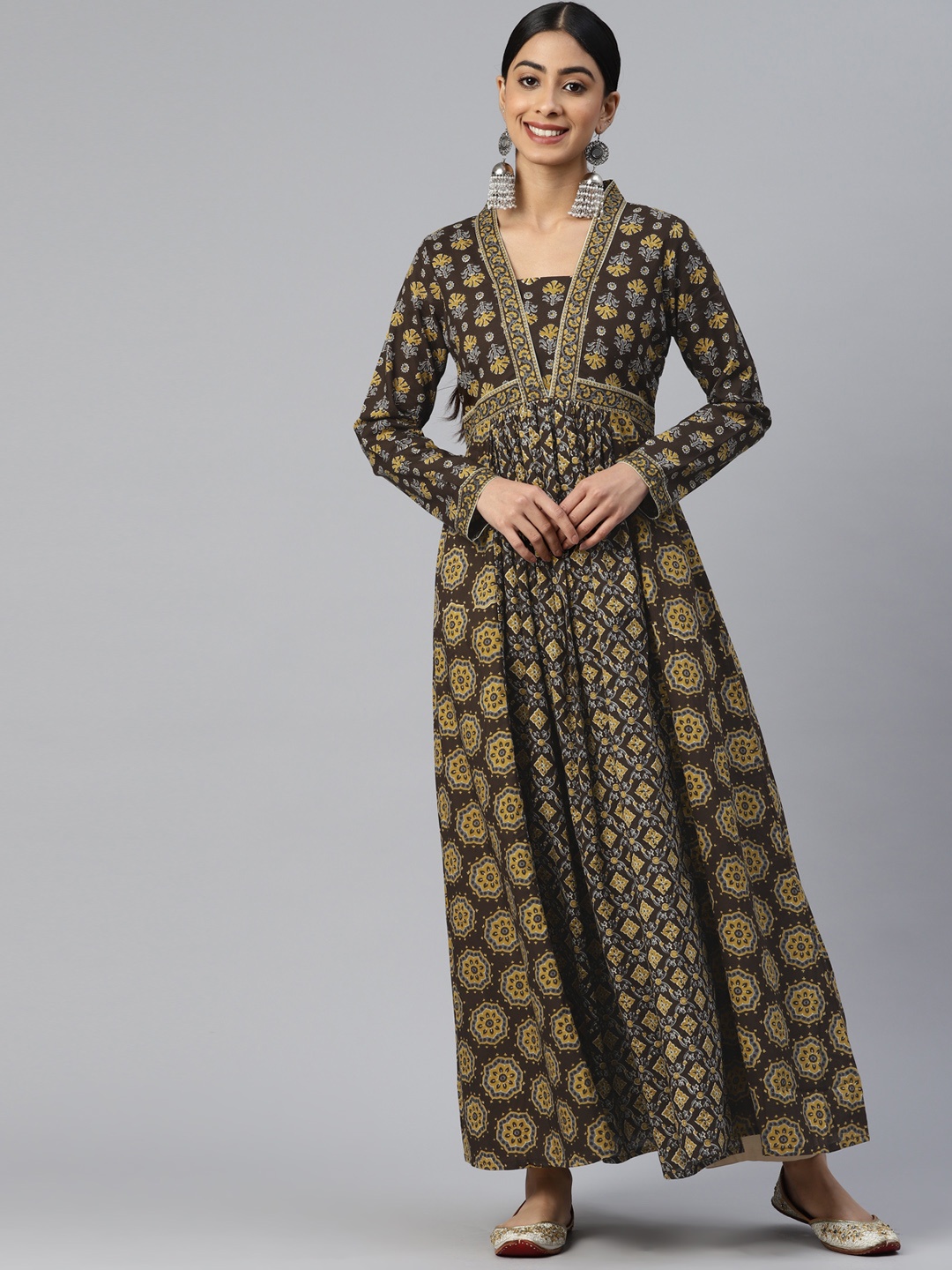 

Vbuyz Women Floral Printed Anarkali Kurta, Coffee brown