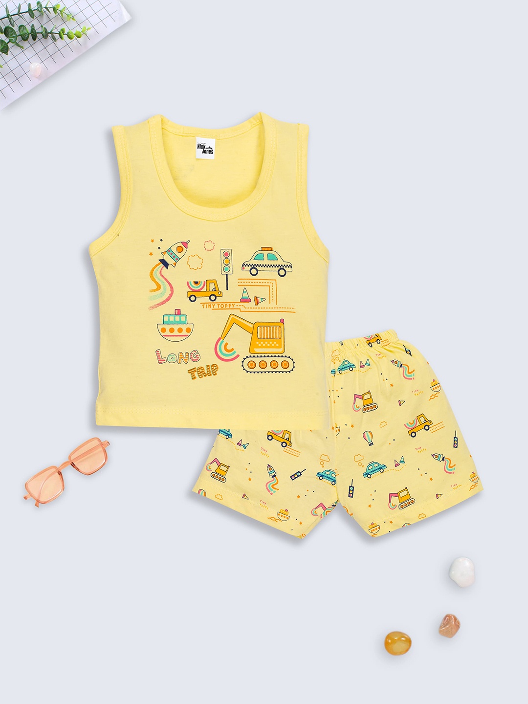 

Nick and Jones Infants Printed Pure Cotton T-shirt with Shorts, Yellow