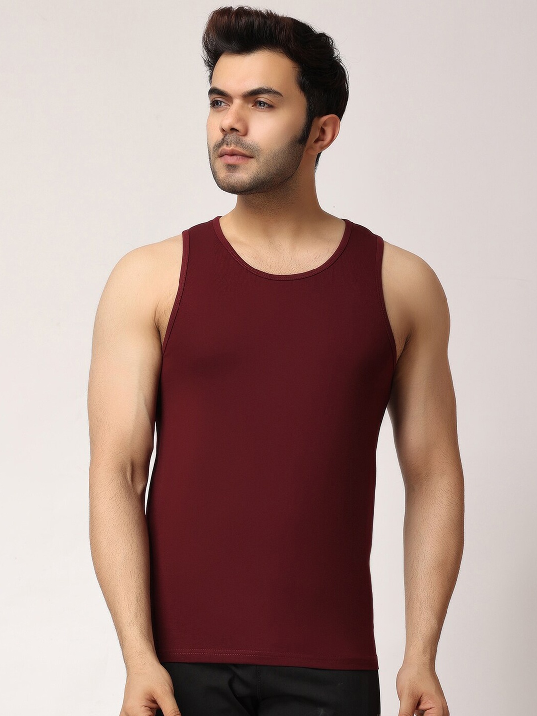 

The Label Bar Round Neck Sleeveless Cotton T-shirt, Maroon