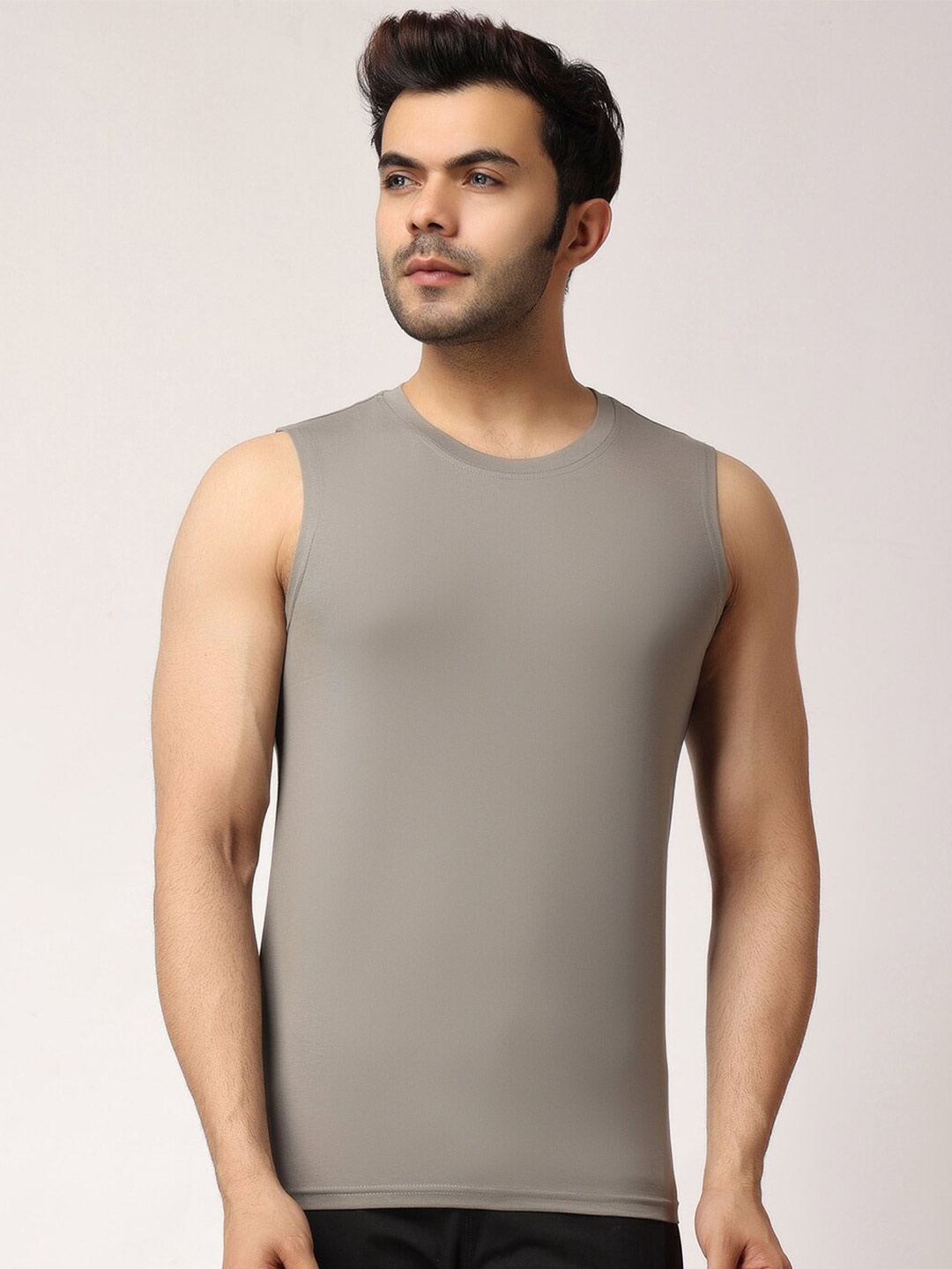 

The Label Bar Round Neck Sleeveless Cotton T-shirt, Grey