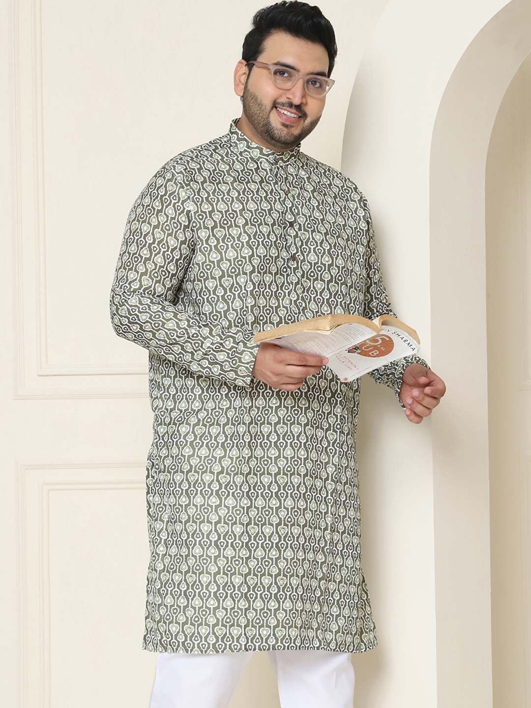 SOJANYA PLUS Men Plus Size Quirky Printed Kurta, Olive