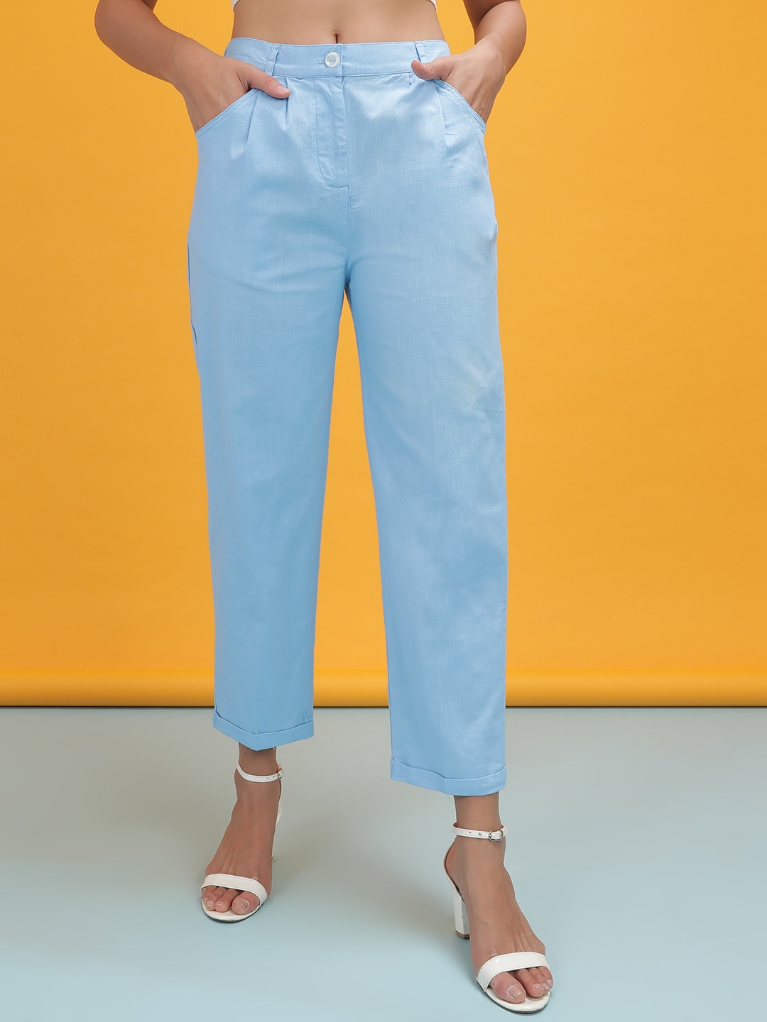 

Freehand by The Indian Garage Co Women Blue Mid-Rise Pleated Pure Cotton Trousers