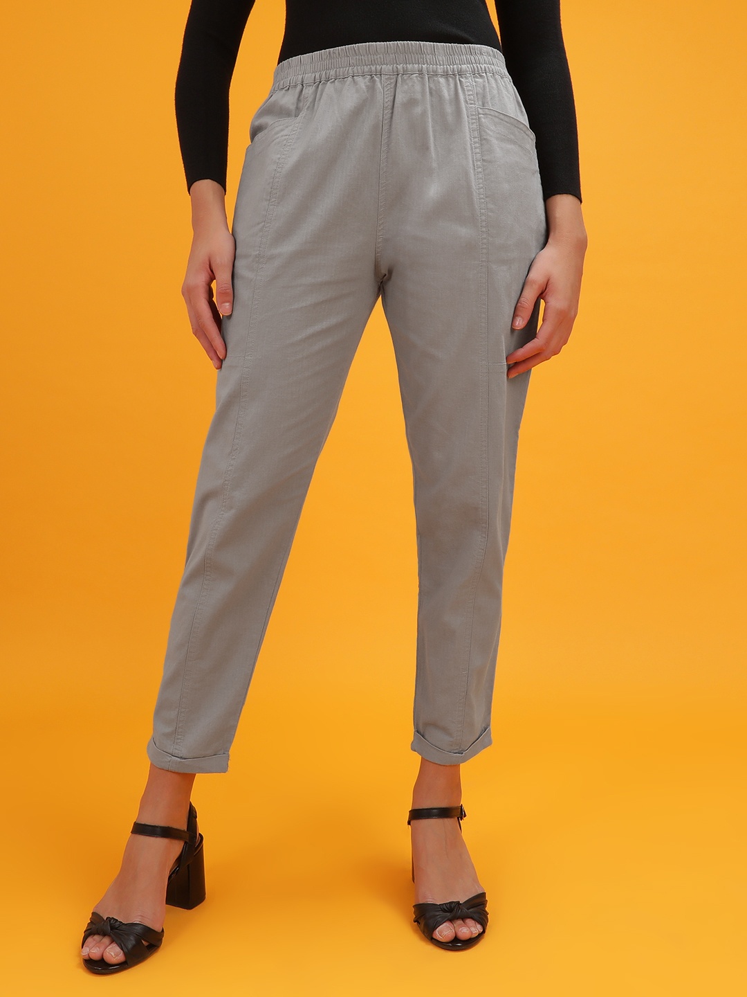 

Freehand by The Indian Garage Co Women Grey Mid-Rise Pure Cotton Chinos