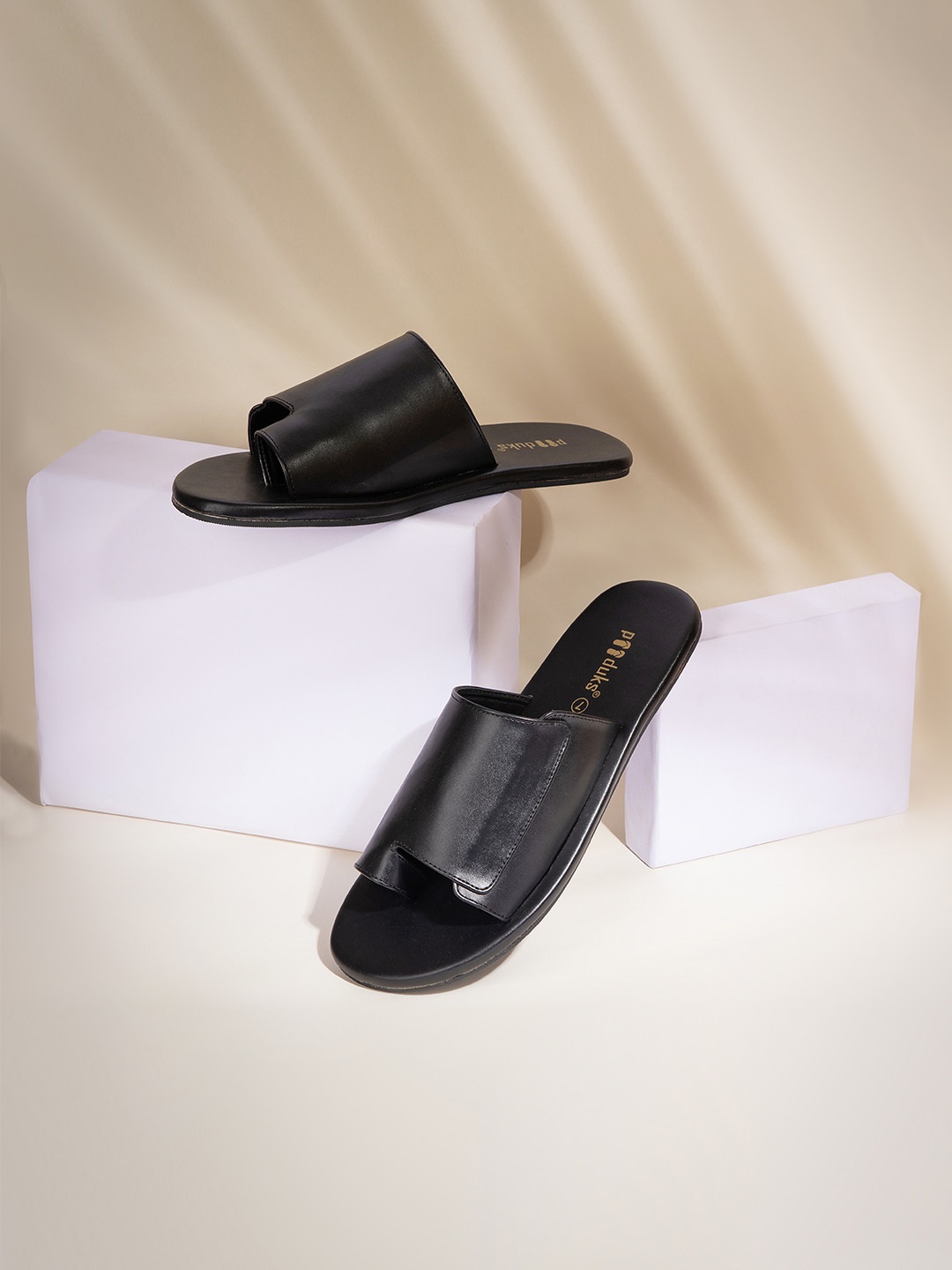 

Paaduks Men Iru Open Toe Comfort Sandals, Black