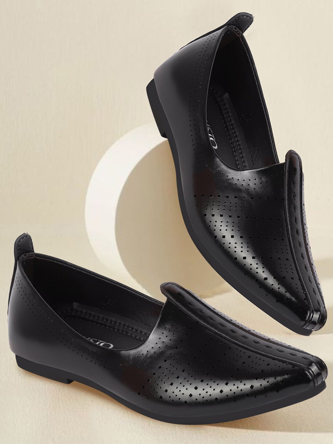 

FAUSTO Men Perforated Lightweight Mojaris, Black