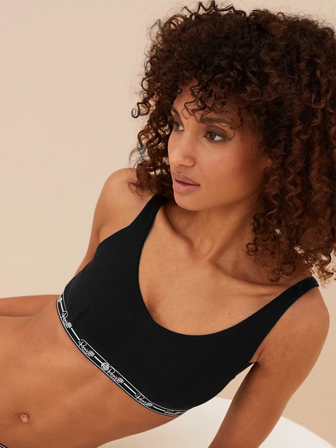 

Marks & Spencer Lightly Padded All Day Comfort Non-Wired Cut and Sew Bra, Black