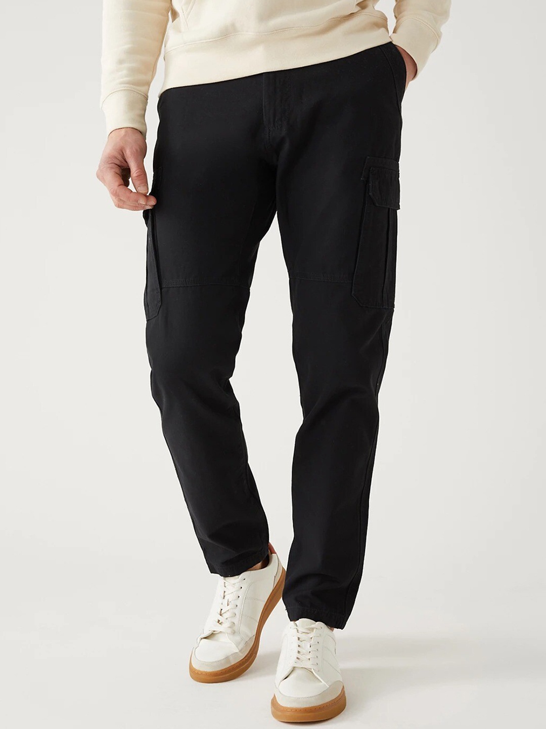 

Marks & Spencer Men Pure Cotton Mid-Rise Cargos, Black