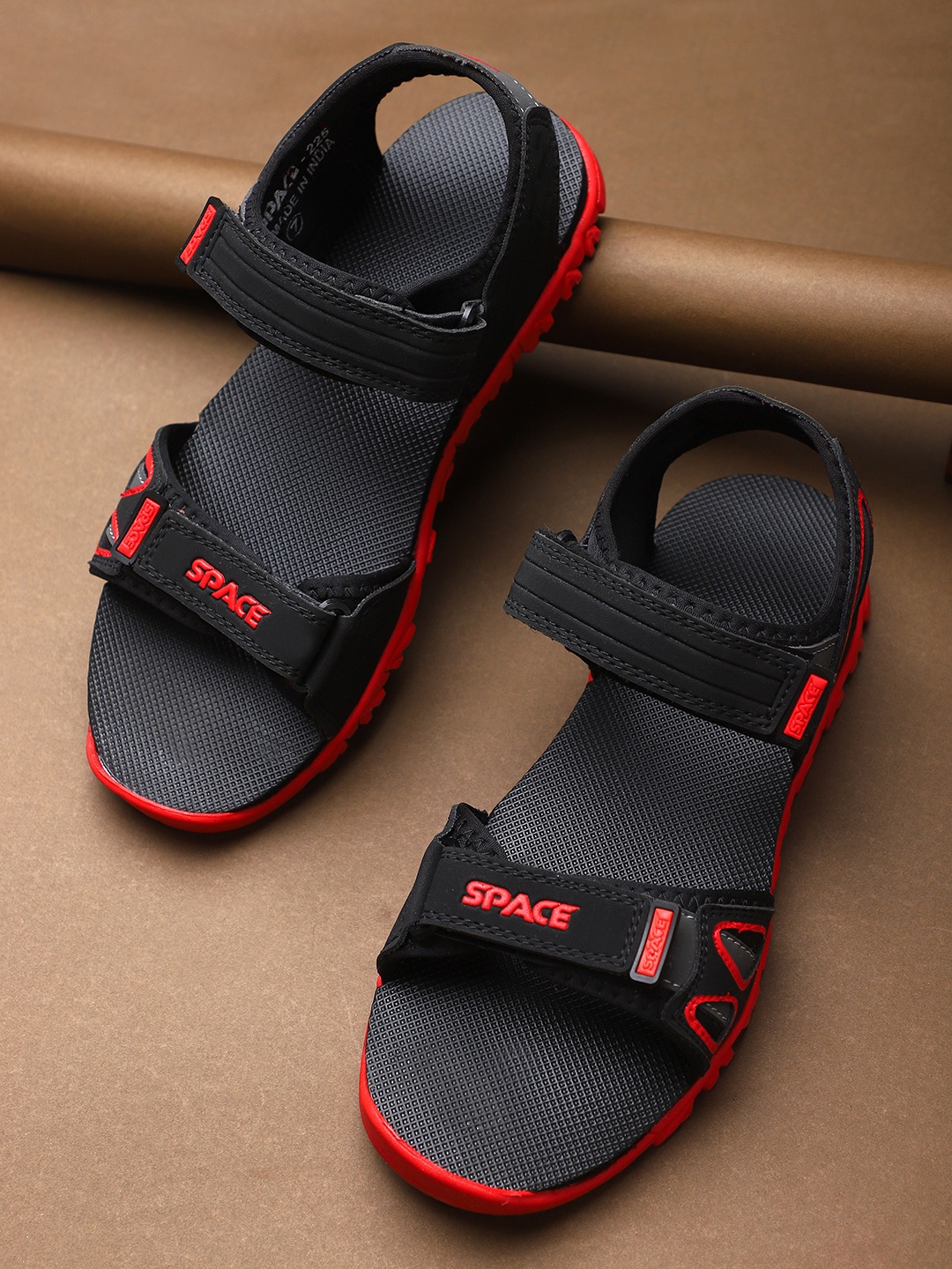 

Space Men Comfortable Velcro Closure Sports Sandals, Black