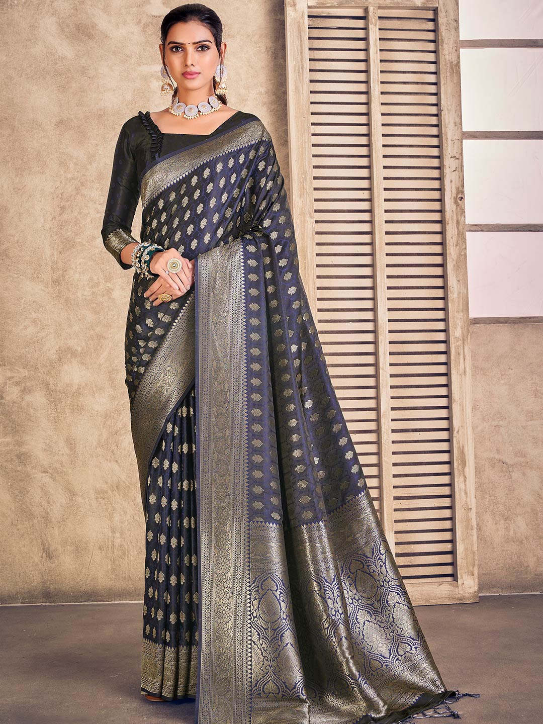 

KARAGIRI Ethnic Motif Woven Design Zari Banarasi Saree, Grey