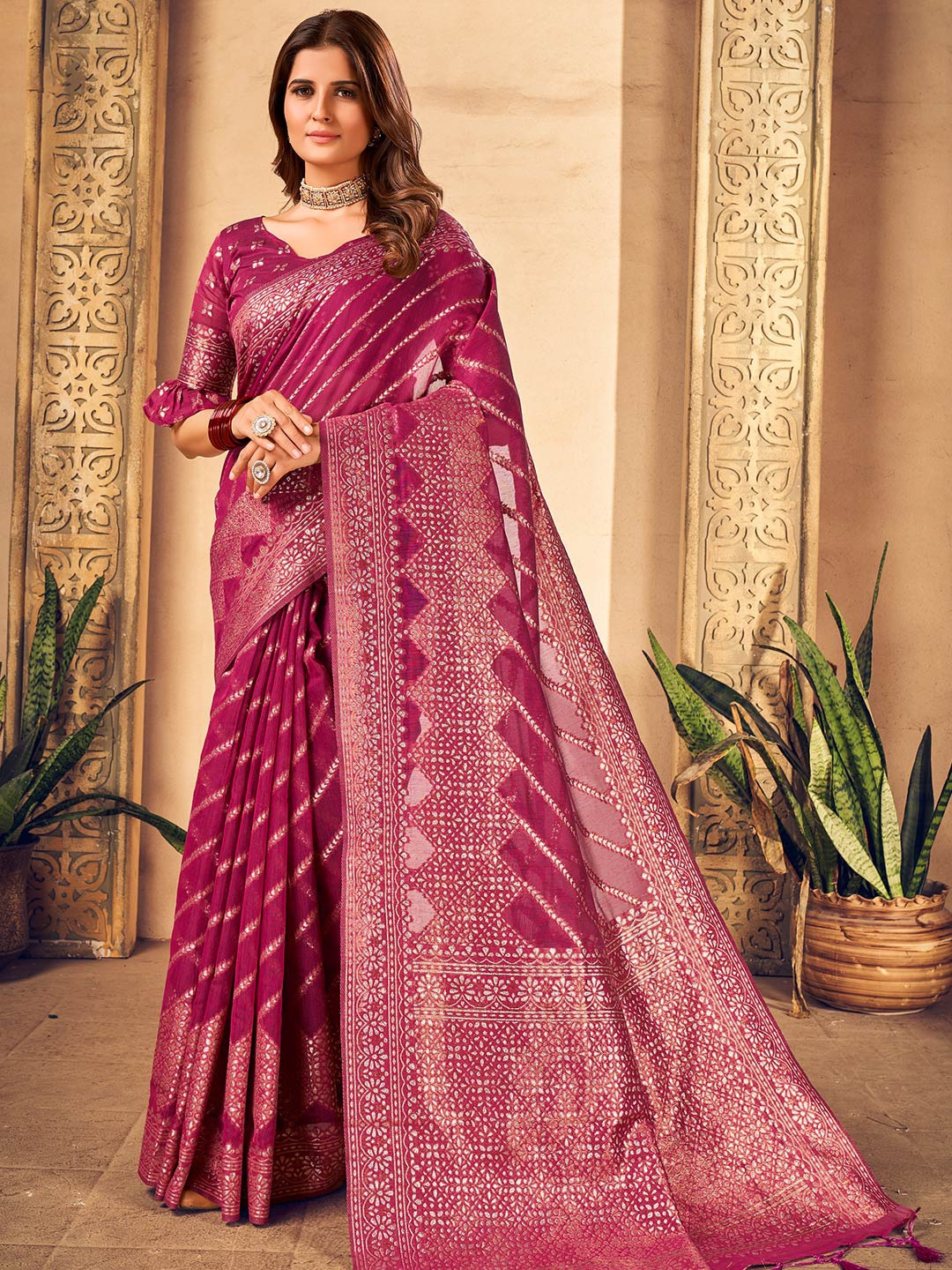 

KARAGIRI Woven Design Zari Saree, Pink