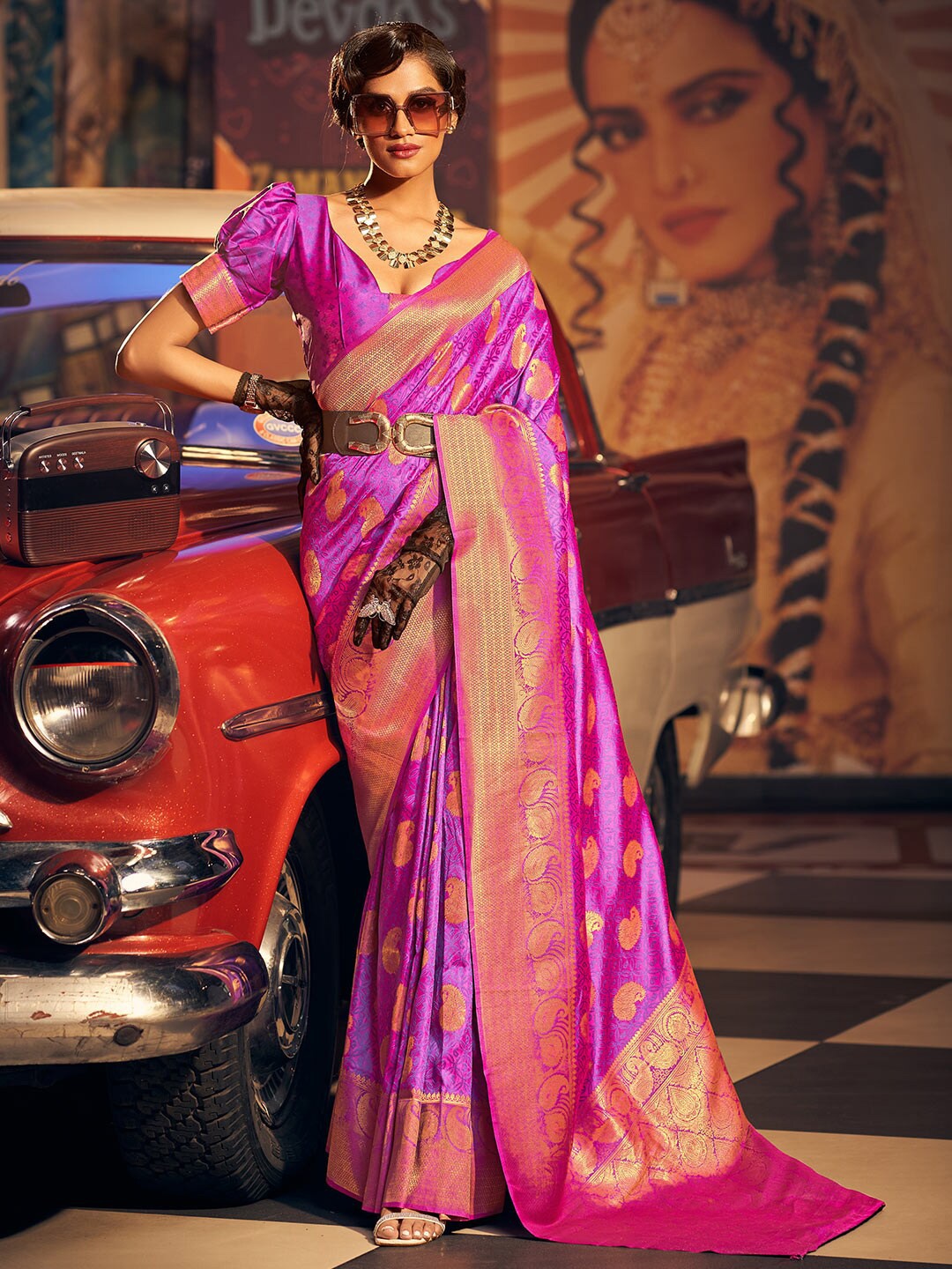

KARAGIRI Paisley Woven Design Zari Saree, Violet