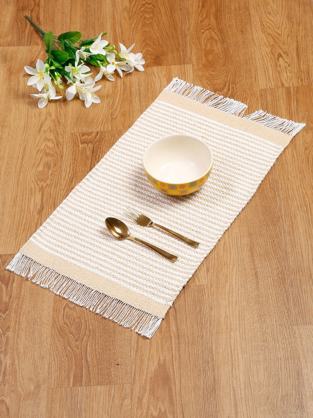 

eyda Beige 6 Pieces Striped Pure Cotton Table Placemats