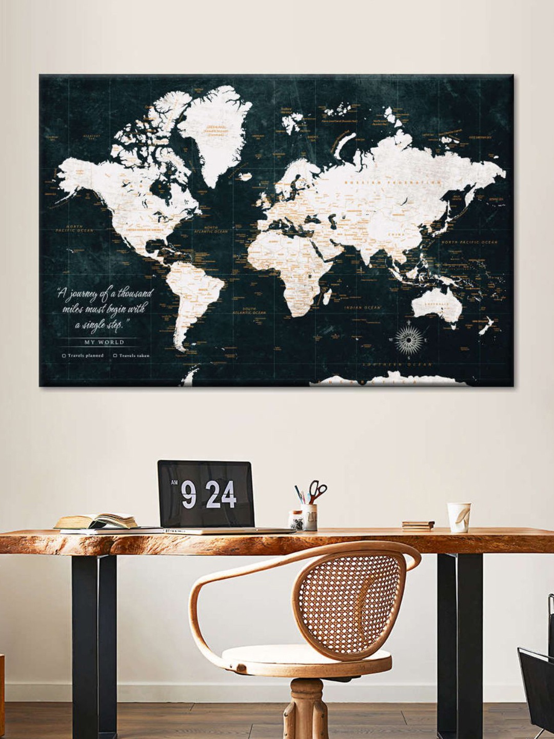 

POSTERS AND TRUSS Green & White World Map Painting Wall Art