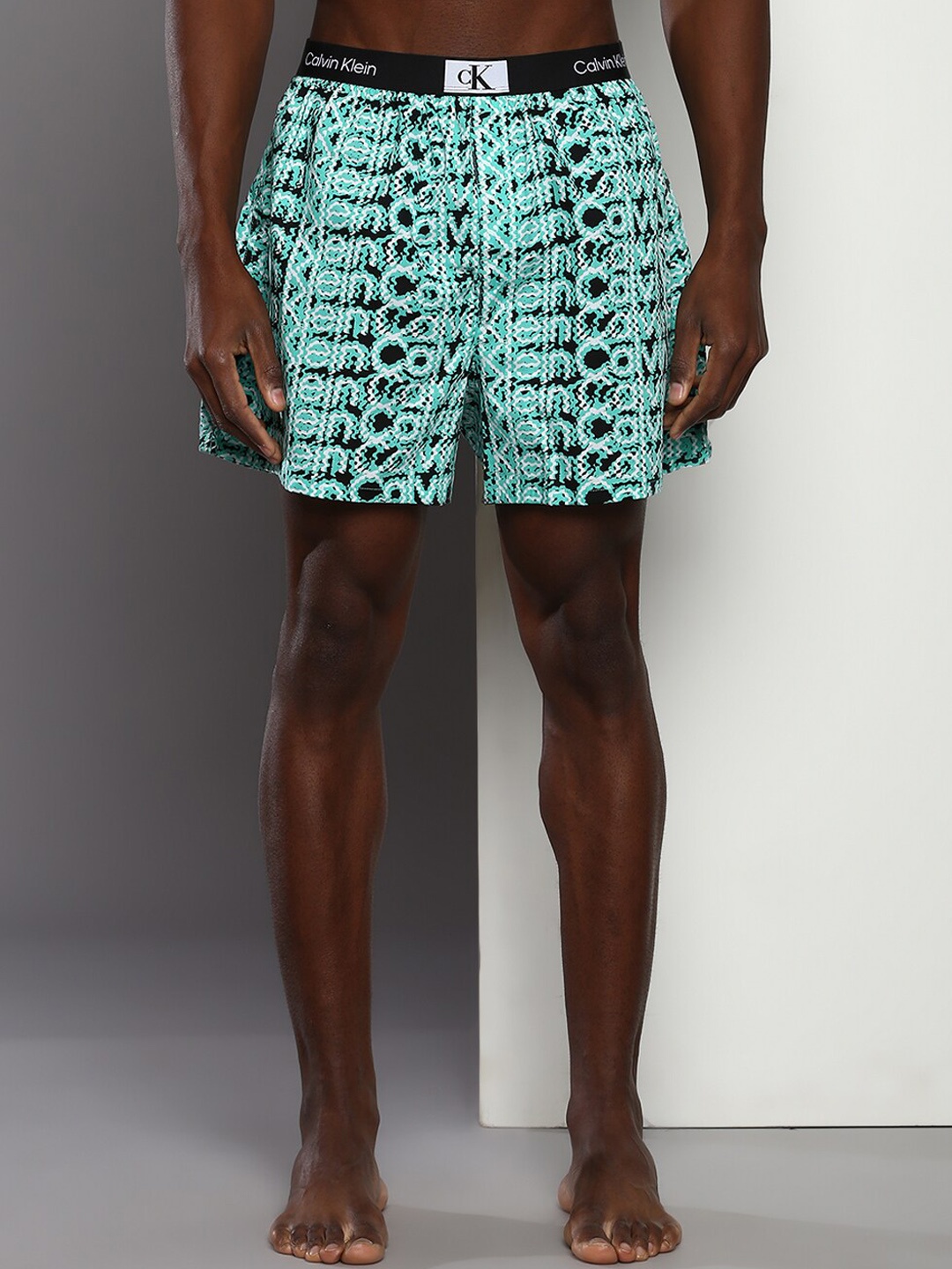 

Calvin Klein Underwear Men Printed Pure Cotton Boxers, Blue