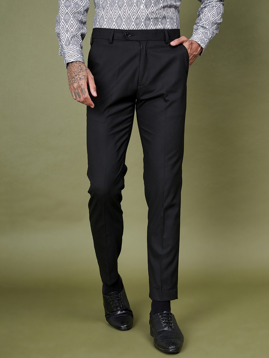 

DENNISON Men Smart Tapered Fit Easy Wash Formal Trousers, Black