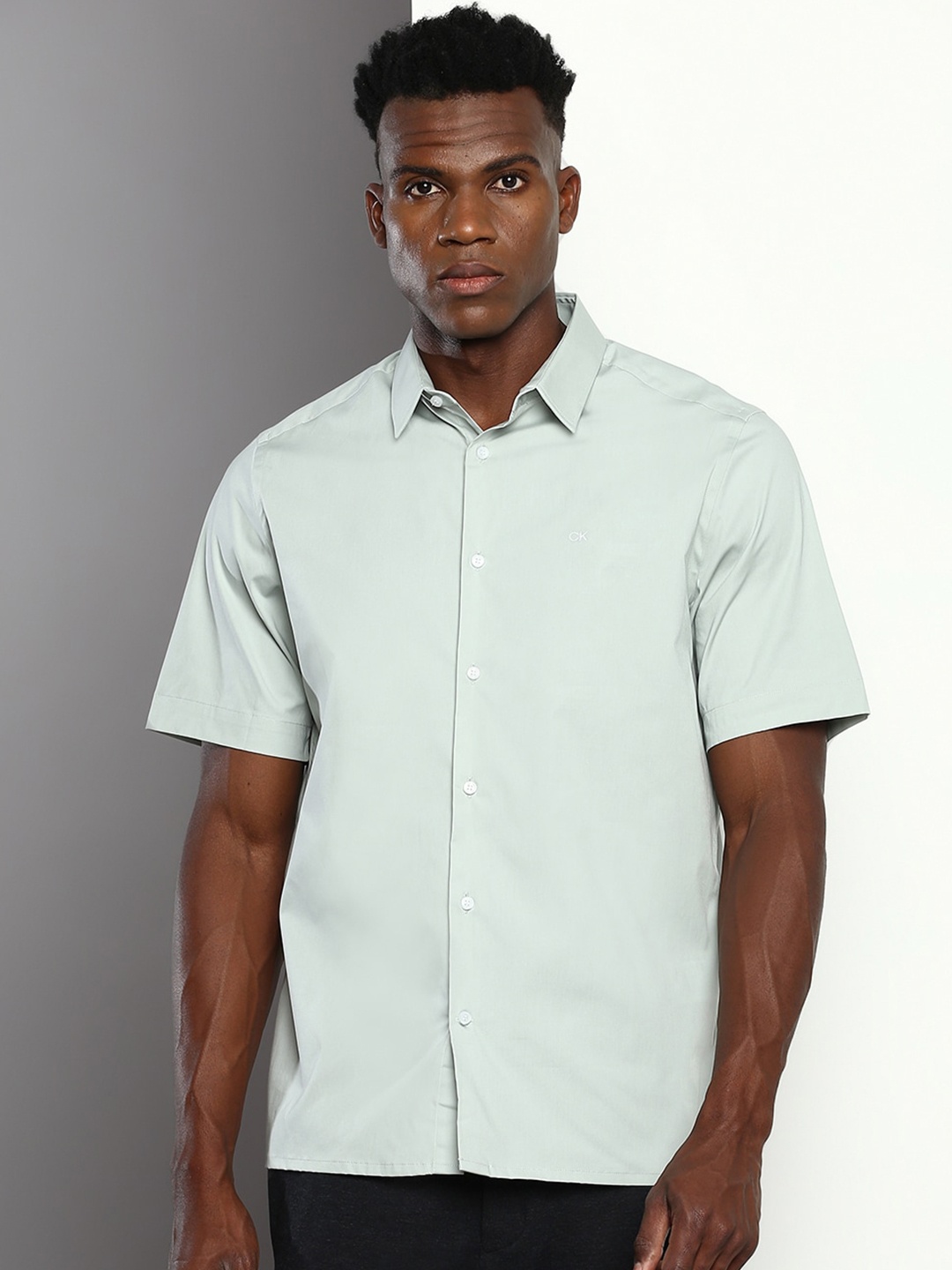 

Calvin Klein Jeans Regular Fit Opaque Casual Shirt, Grey