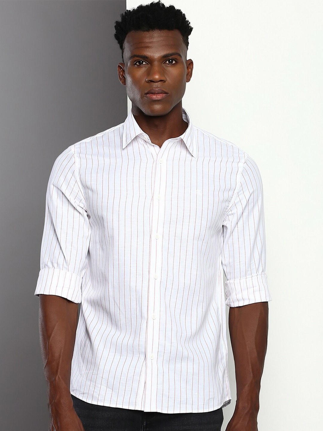 

Calvin Klein Jeans Vertical Striped Spread Collar Cotton Linen Casual Shirt, White