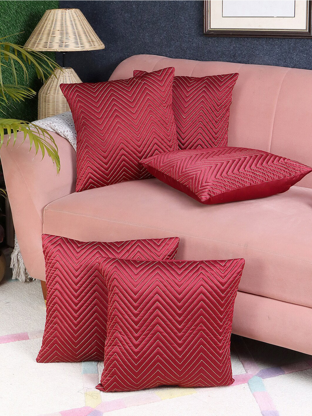 

MFD HOME FURNISHING Maroon & Gold-Toned 5 Pieces Self Design Satin Square Cushion Covers