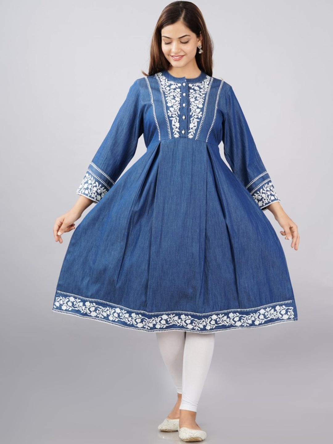

SUMAVI-FASHION Floral Yoke Design Band Collar Thread Work Denim Anarkali Kurta, Blue