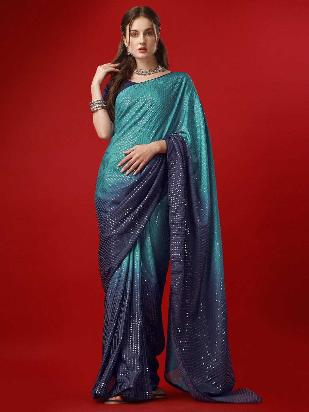 

SUTRAM Embellished Sequinned Poly Chiffon Saree, Blue