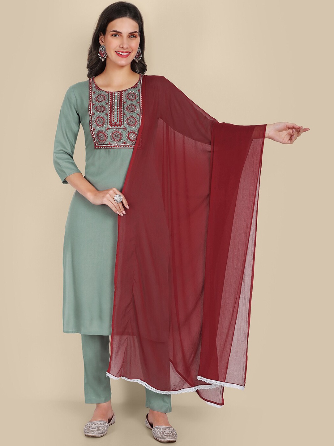 

Wyfees Ethnic Motifs Embroidered Kurta with Trousers & Dupatta, Grey