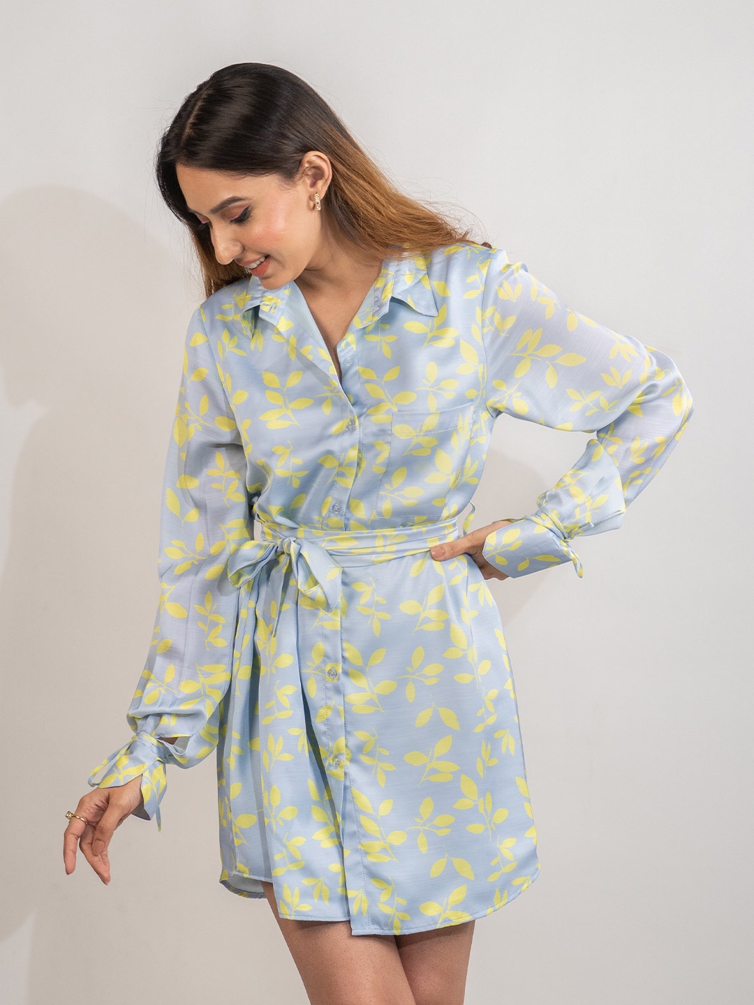 

POPPI Shirt Collar Floral Printed Satin Mini Shirt Dress With Belt, Blue