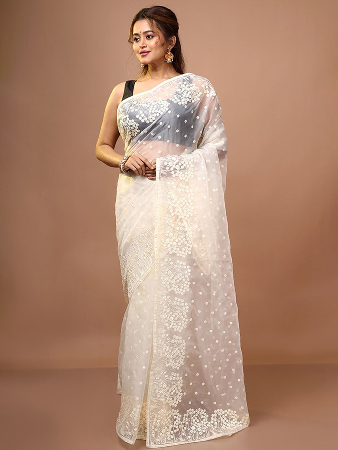 

AllSilks White Ethnic Motifs Embroidered Pure Silk Saree