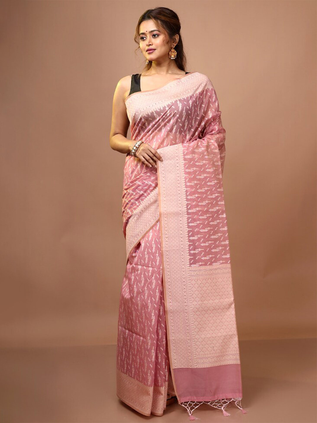 

AllSilks Pink & Gold-Toned Woven Design Zari Pure Silk Saree