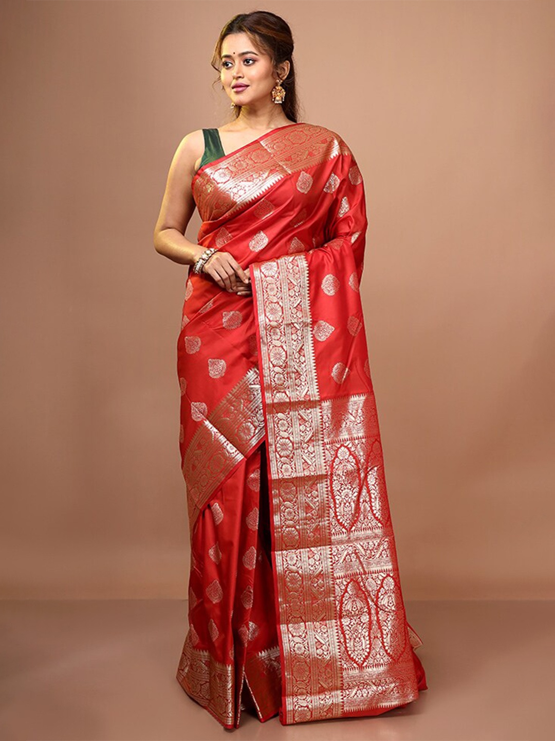 

AllSilks Red & Silver-Toned Woven Design Zari Pure Silk Kanjeevaram Saree