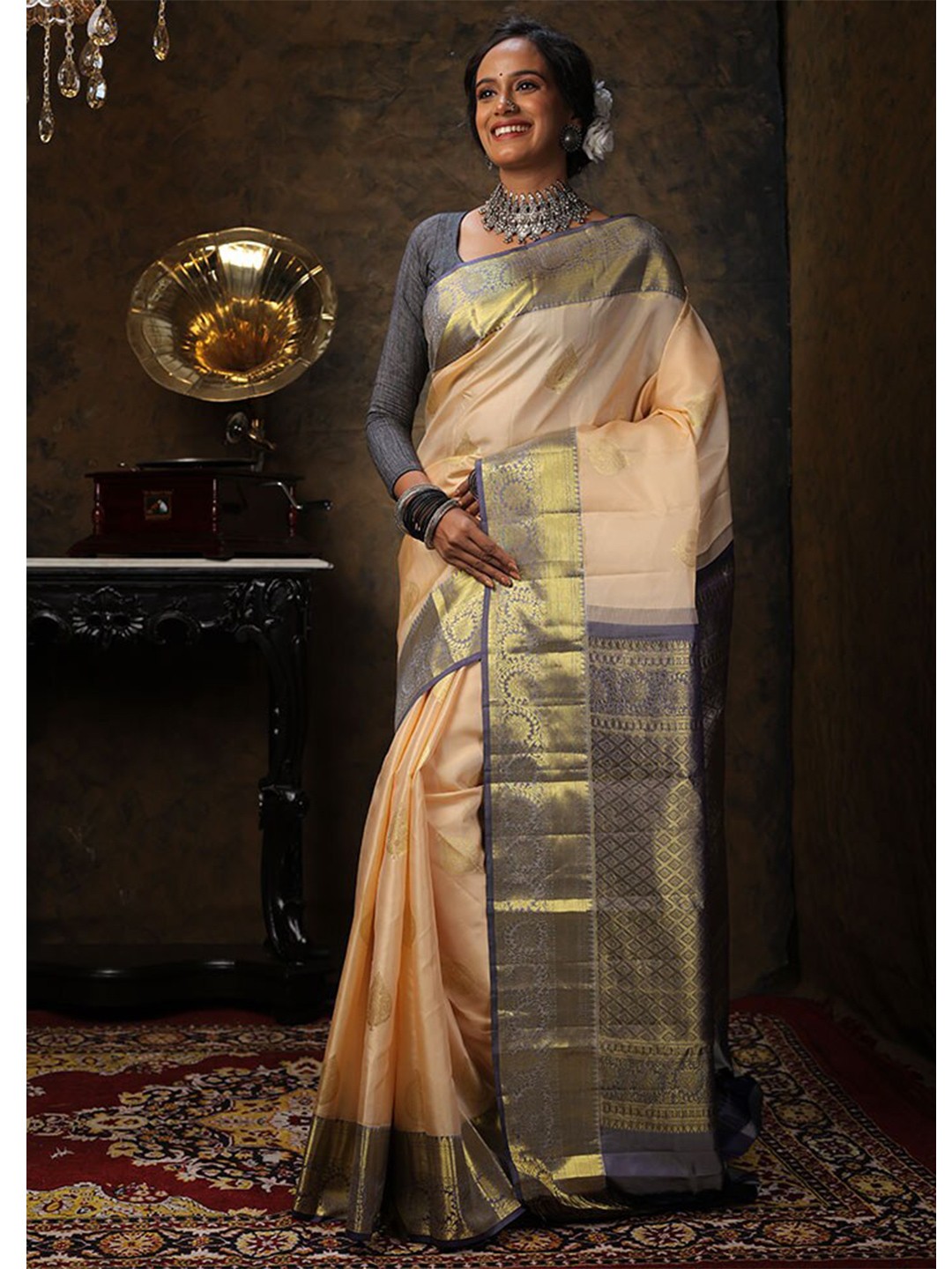 

AllSilks Cream-Coloured & Grey Woven Design Zari Pure Silk Kanjeevaram Saree