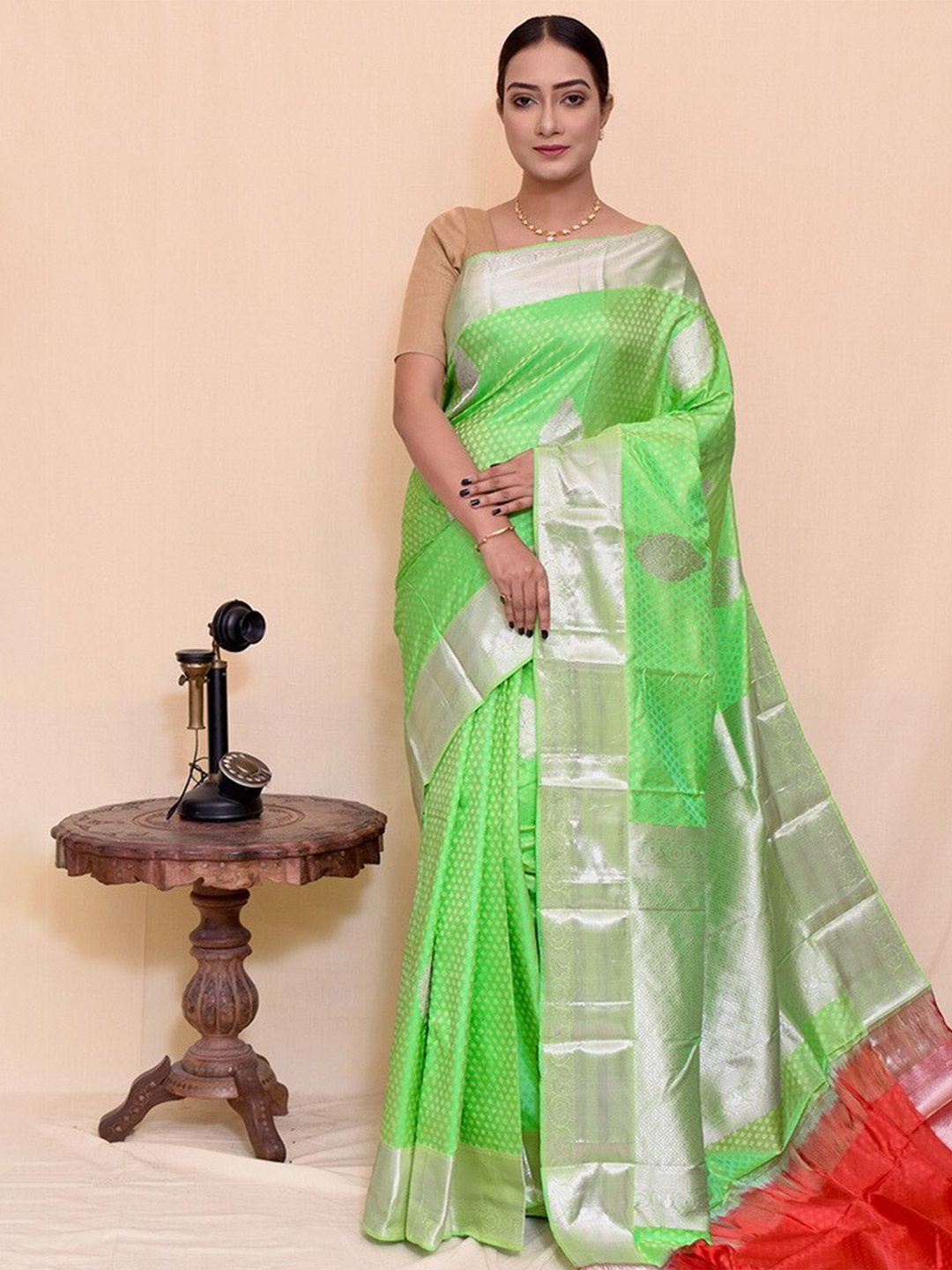 

AllSilks Ethnic Motifs Woven Design Zari Pure Silk Kanjeevaram Saree, Green