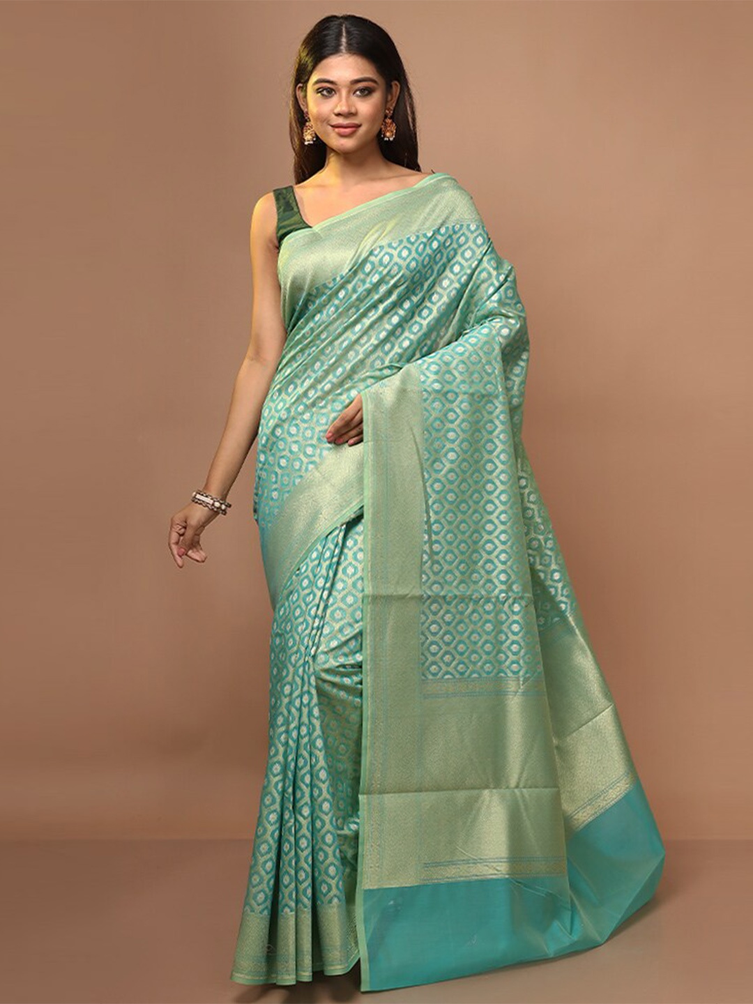 

AllSilks Green & Gold-Toned Woven Design Zari Pure Silk Saree