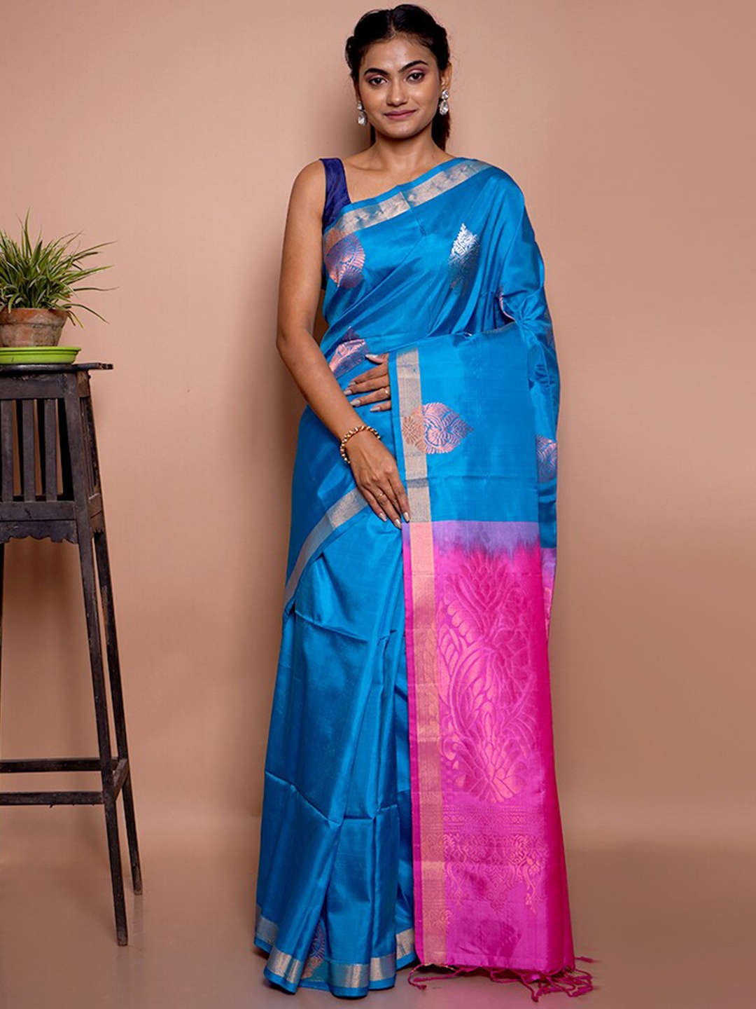 

AllSilks Ethnic Motif Woven Design Zari Pure Silk Kanjeevaram Saree, Blue