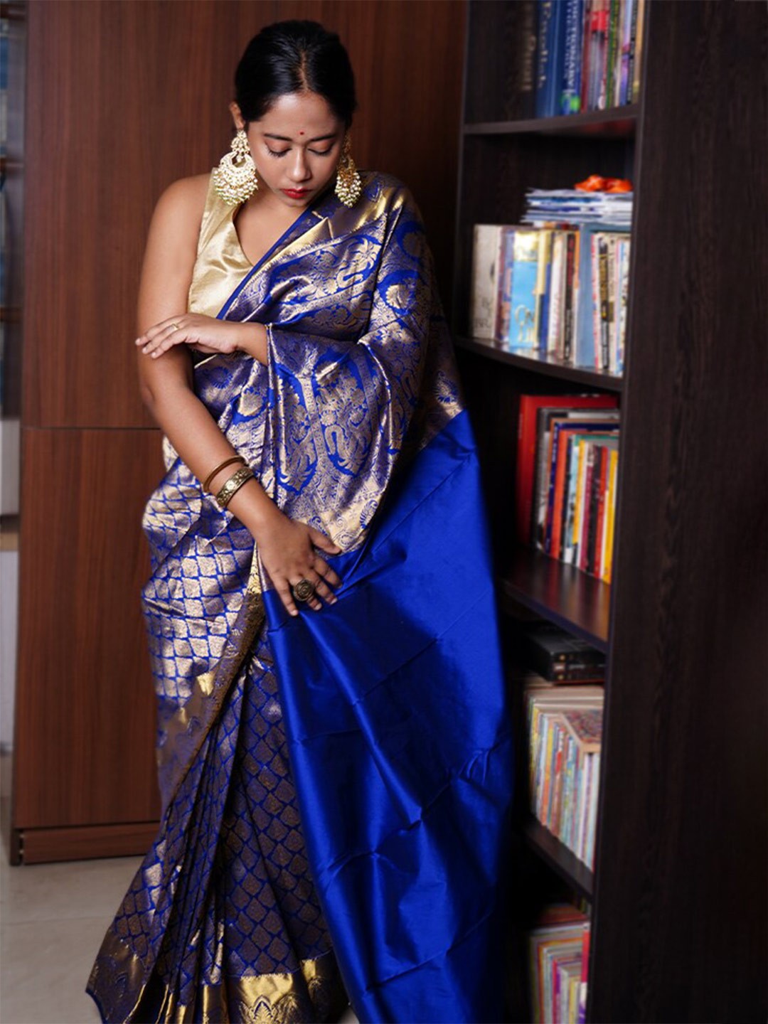 

AllSilks Floral Woven Design Zari Pure Silk Kanjeevaram Saree, Blue