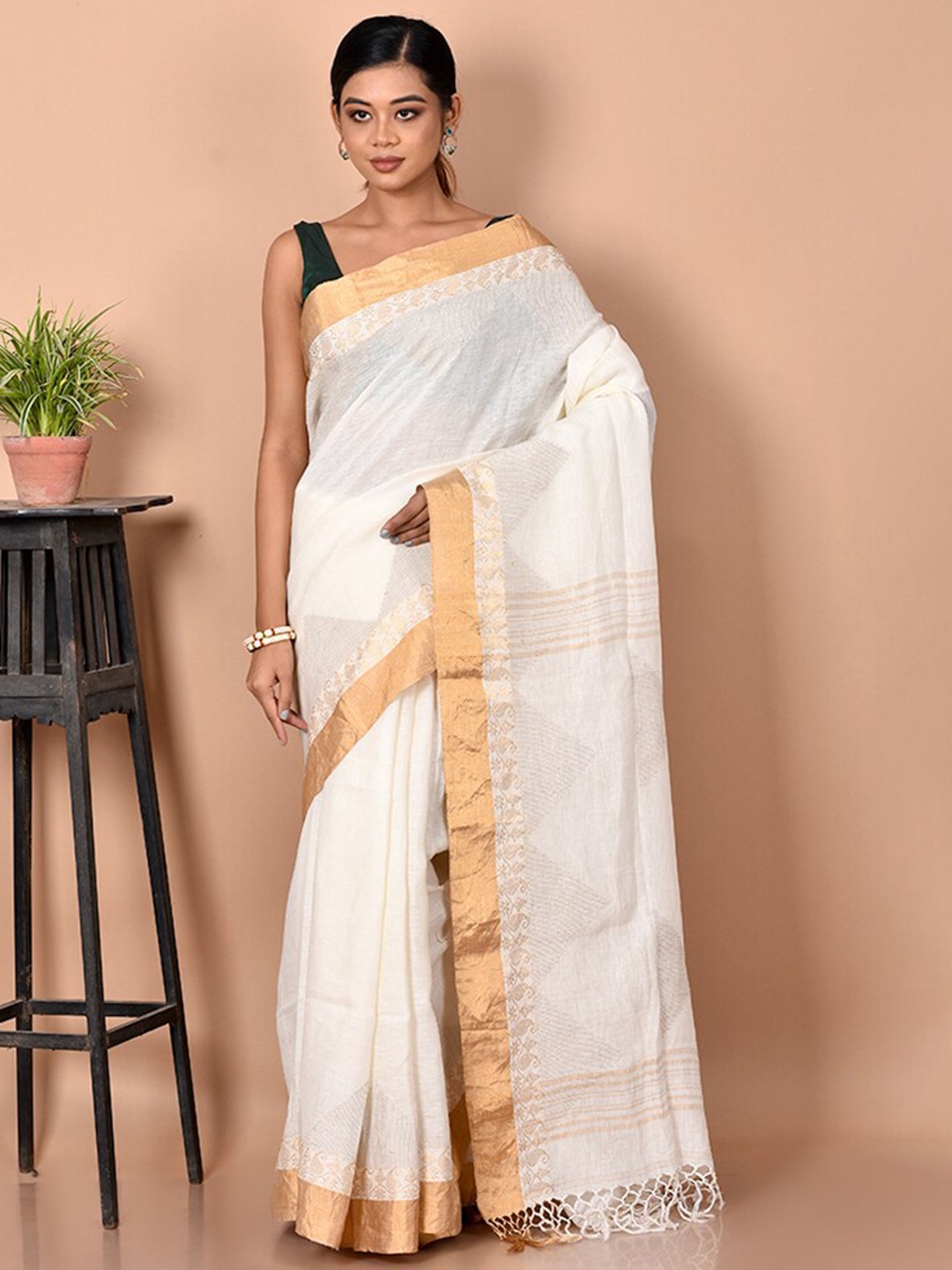 

AllSilks White & Gold-Toned Zari Pure Silk Saree