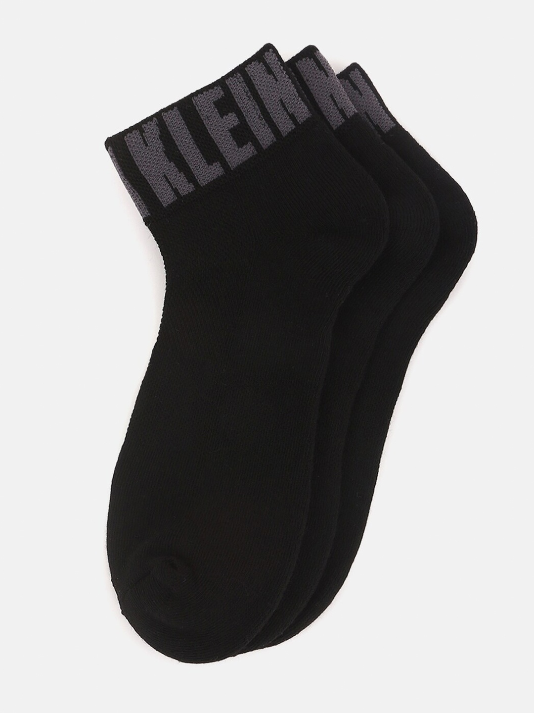 

Calvin Klein Jeans Men Pack Of 3 Ankle Length Socks, Black