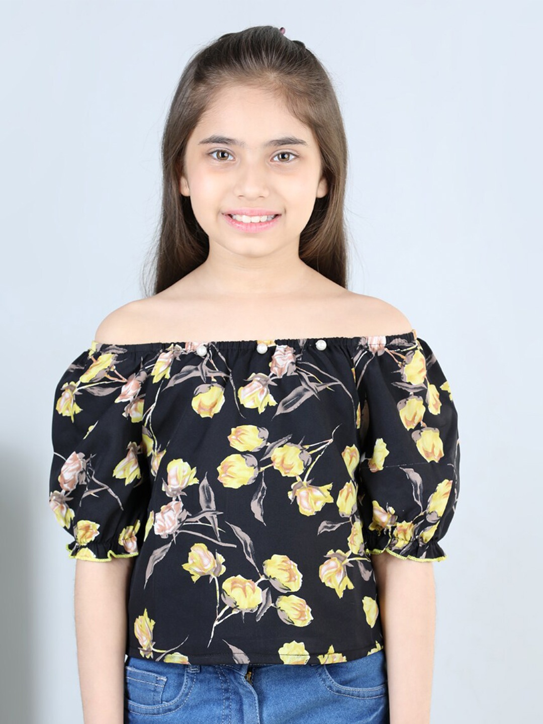 

Cutiekins Girls Floral Printed Puffed Sleeves Crop Top, Black
