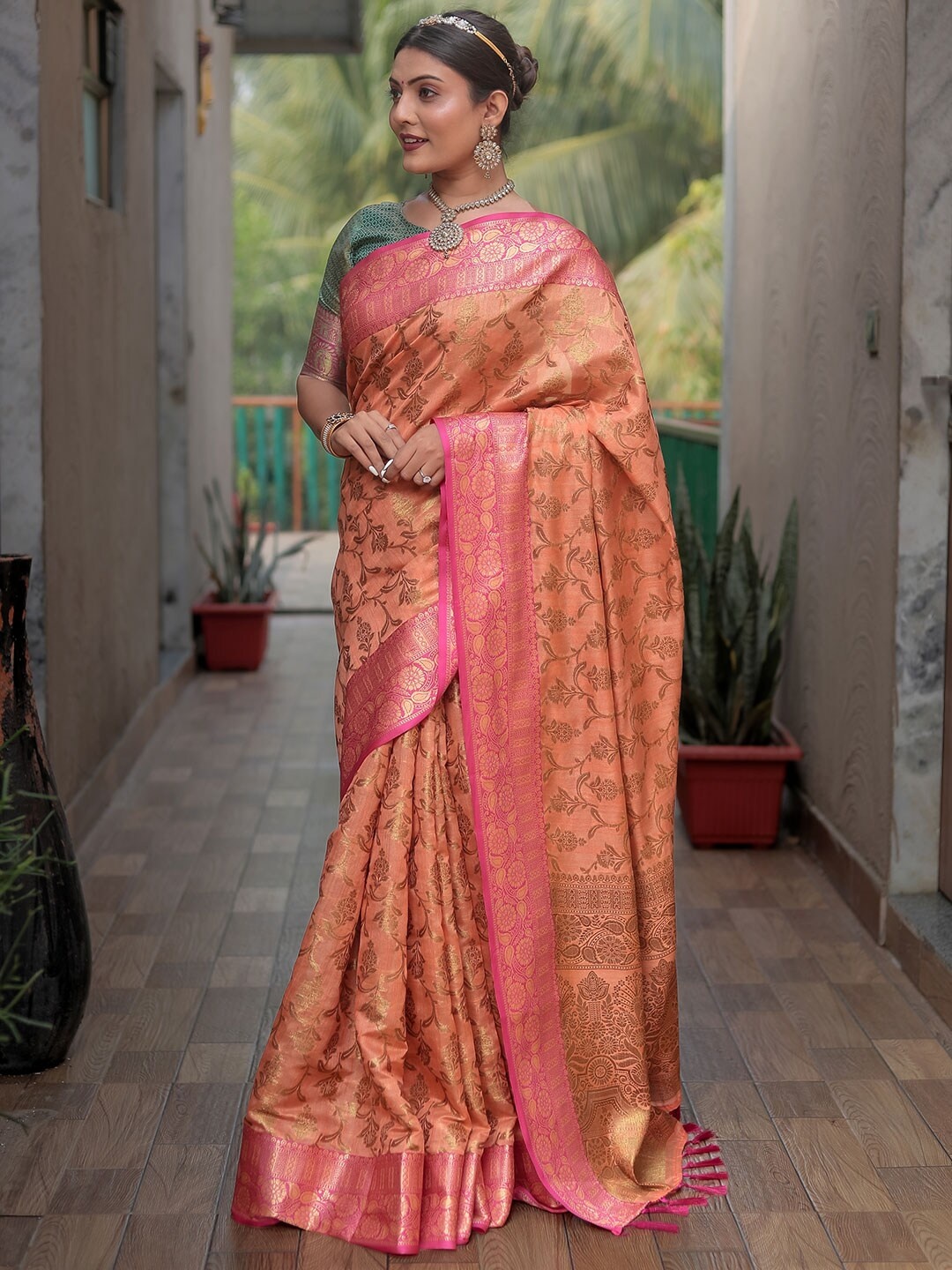 

KARAGIRI Woven Design Zari Silk Blend Banarasi Saree, Orange