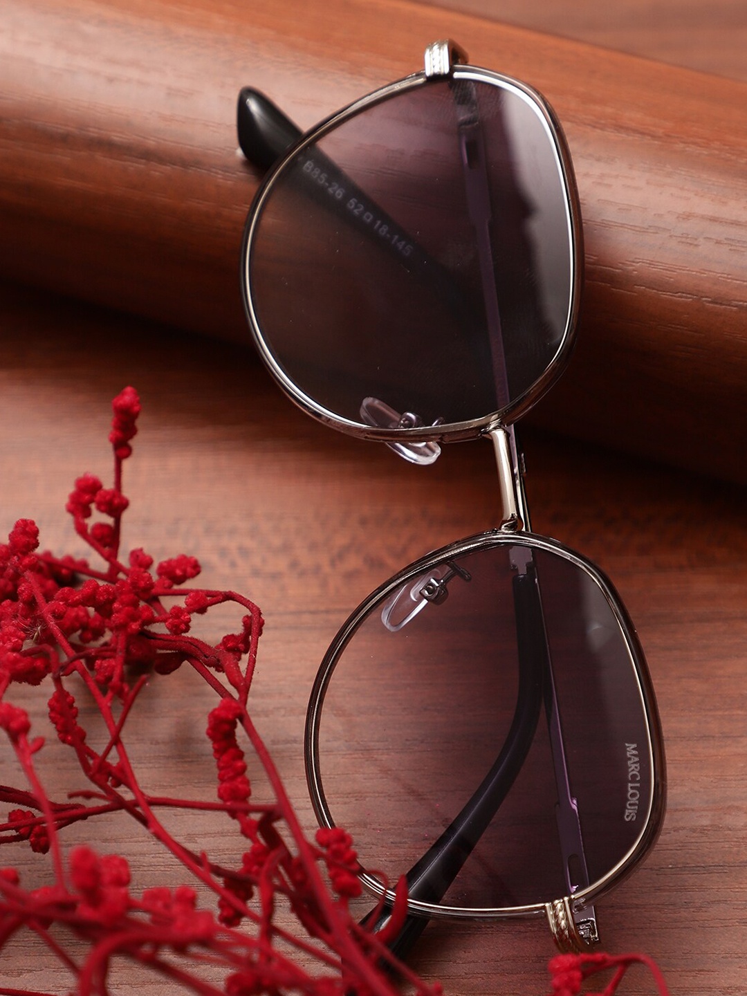 

MARC LOUIS Women Lens & Square Sunglasses With UV Protected Lens ML B85-26, Silver