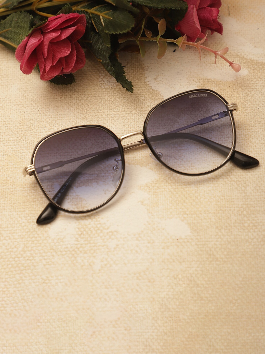 

MARC LOUIS Women Lens & Square Sunglasses with UV Protected Lens ML B85-26 SILVER BLACK SG, Blue