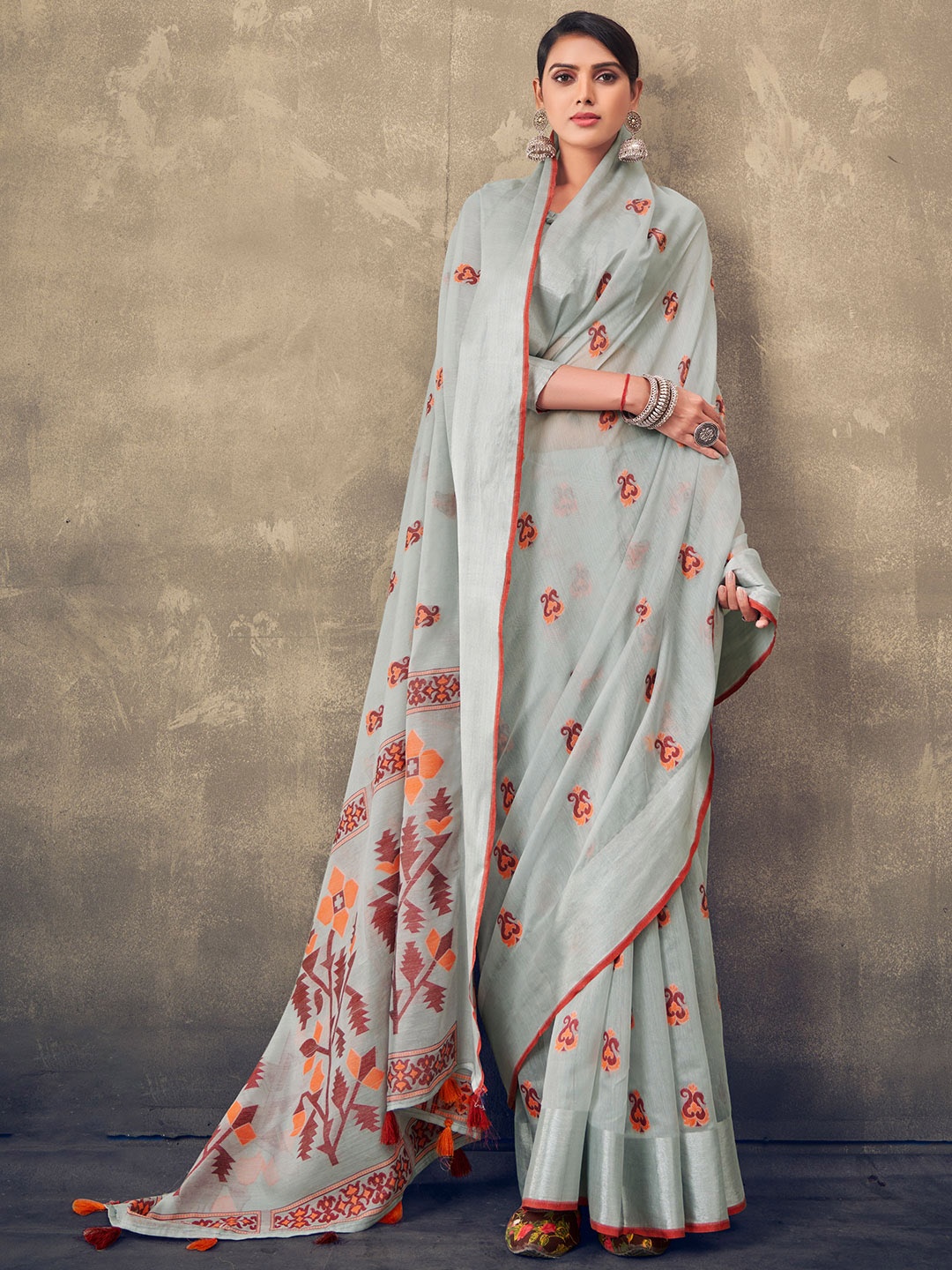 

KARAGIRI Ethnic Motifs Woven Design Saree, Grey