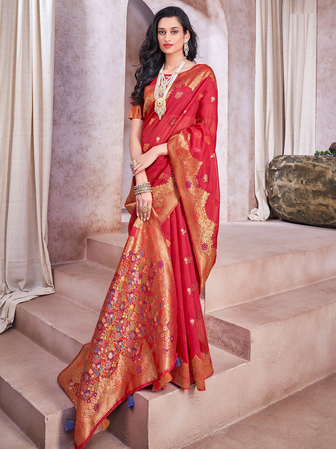 

KARAGIRI Ethnic Motifs Woven Design Saree, Red